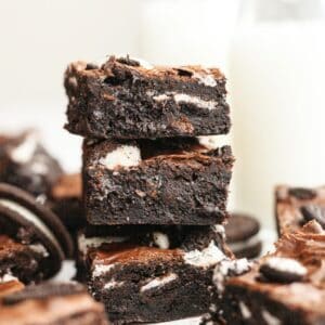 A stack of three fudgy Oreo brownies.
