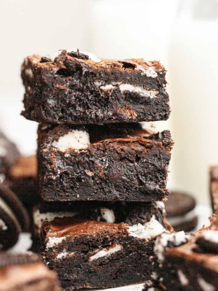 A stack of three fudgy Oreo brownies.